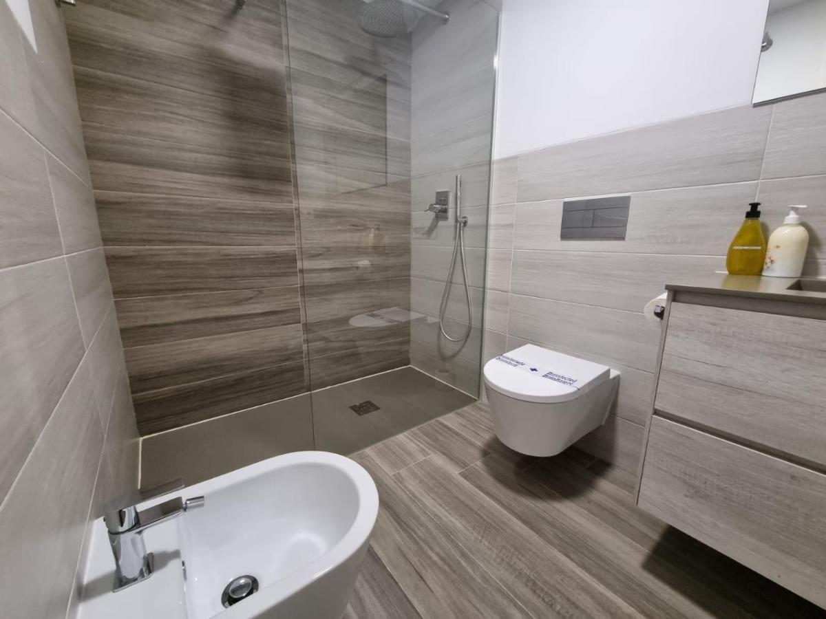 Duplex Moderno En Alameda Apartment Sevilla Exterior foto
